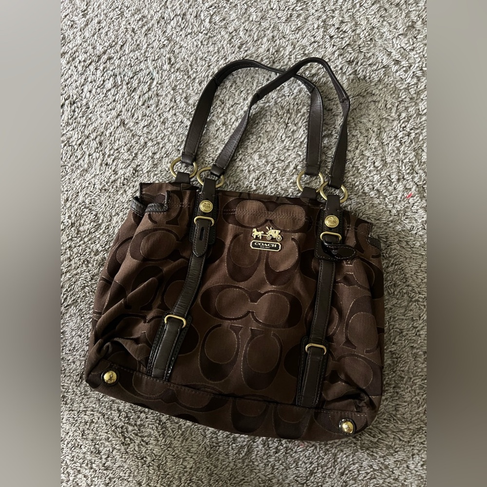 Coach shoulder bag